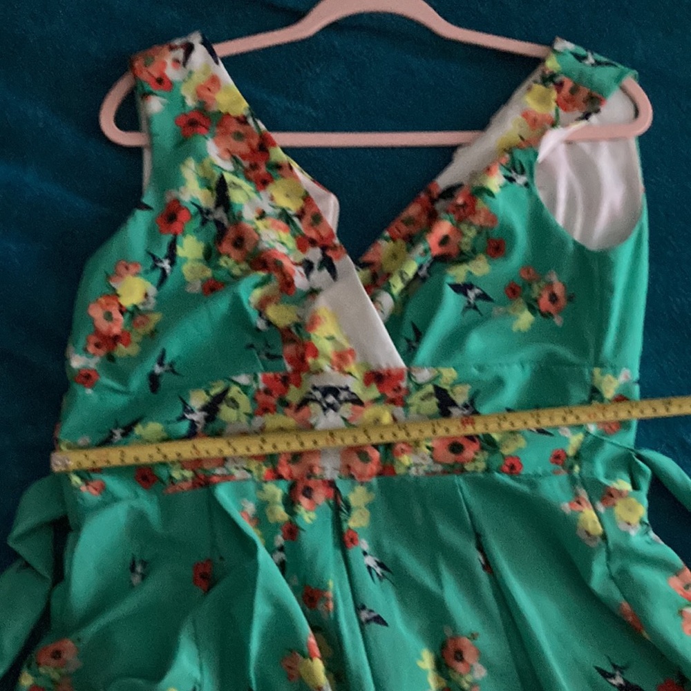 Dress barn green floral bird printed sleeveless Easter dress - Picture 11 of 14